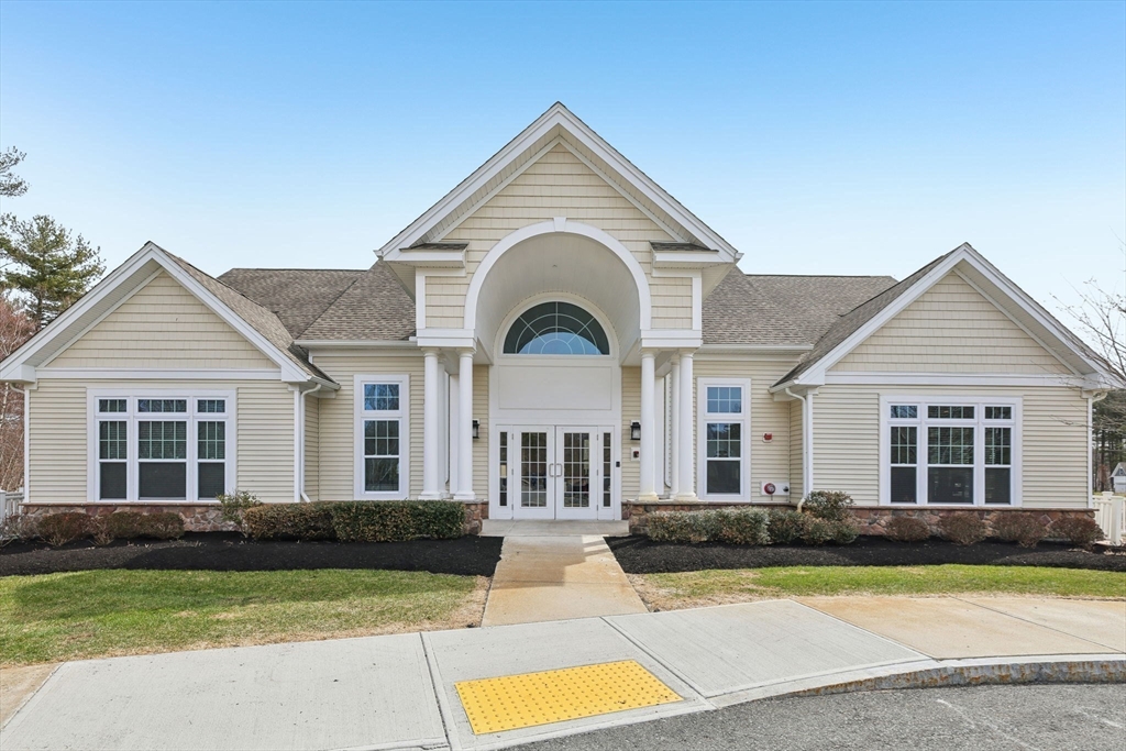 11 Sierra Ct # 10