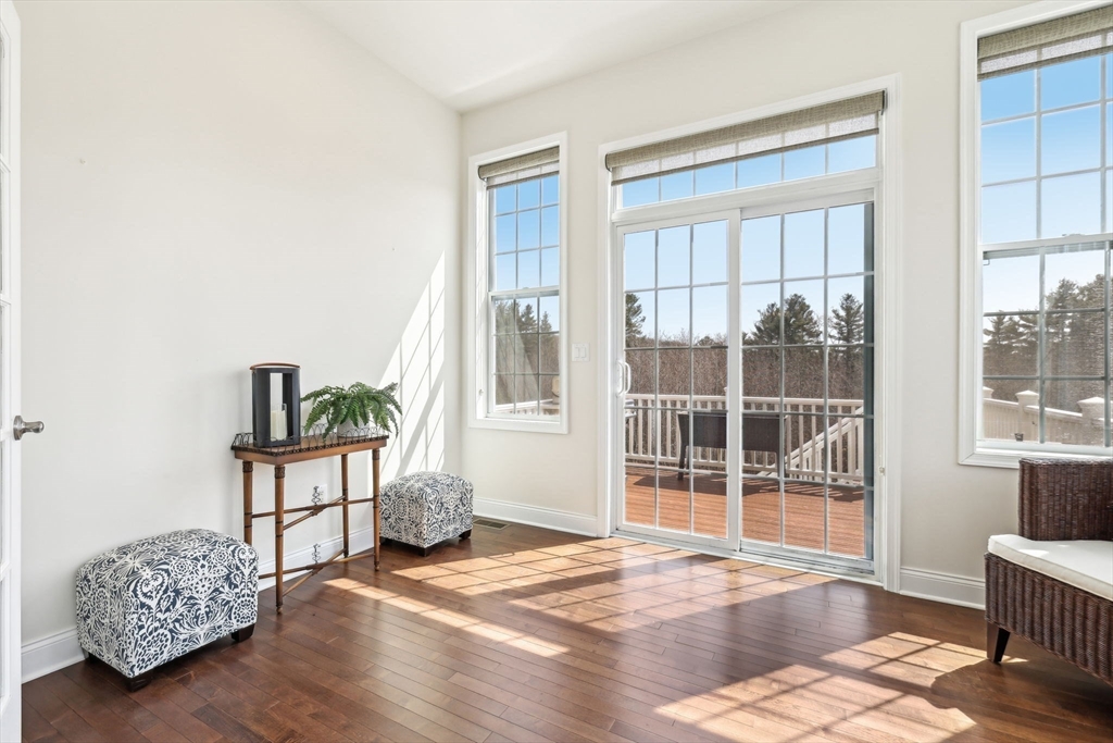 11 Sierra Ct # 10