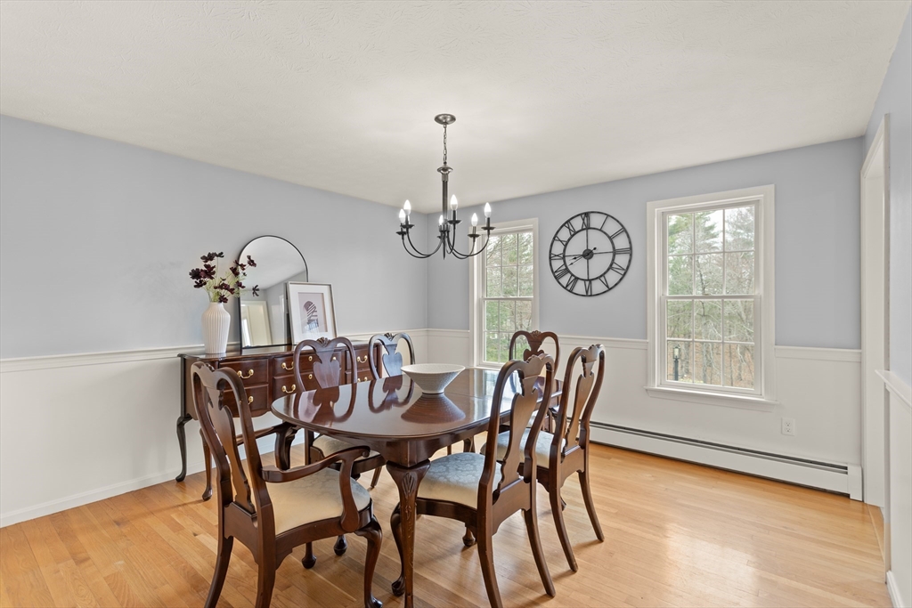 4 Ledgewood Dr