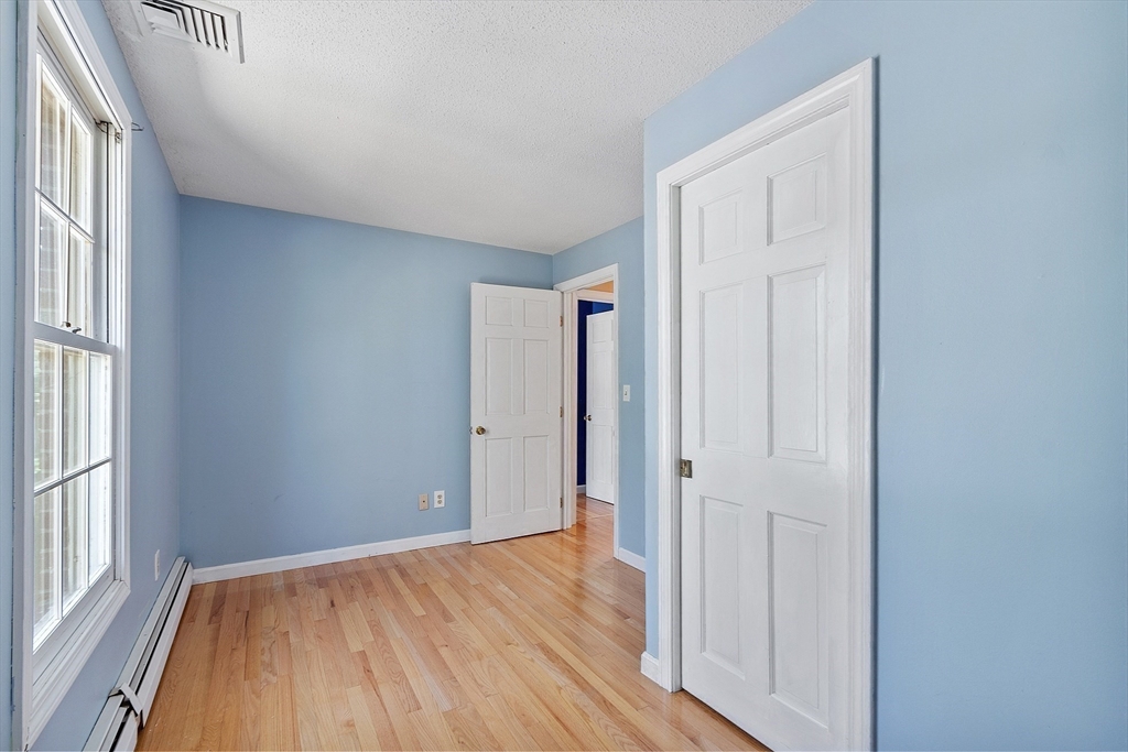 3 Ellsworth Road