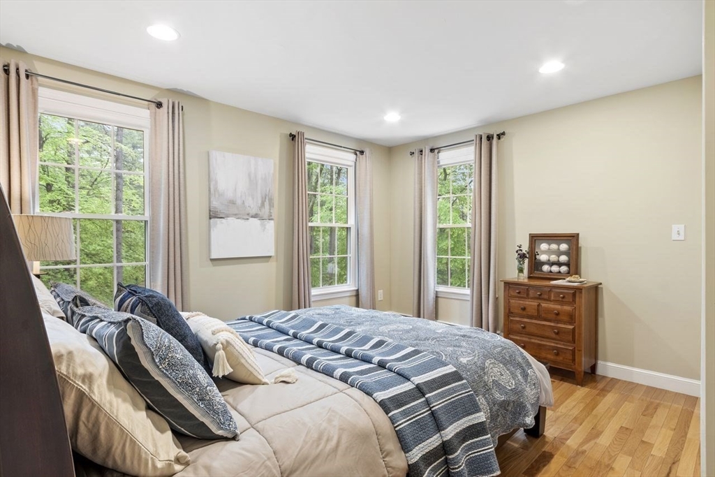 5 Wedgewood Drive