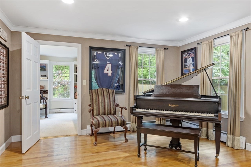 5 Wedgewood Drive