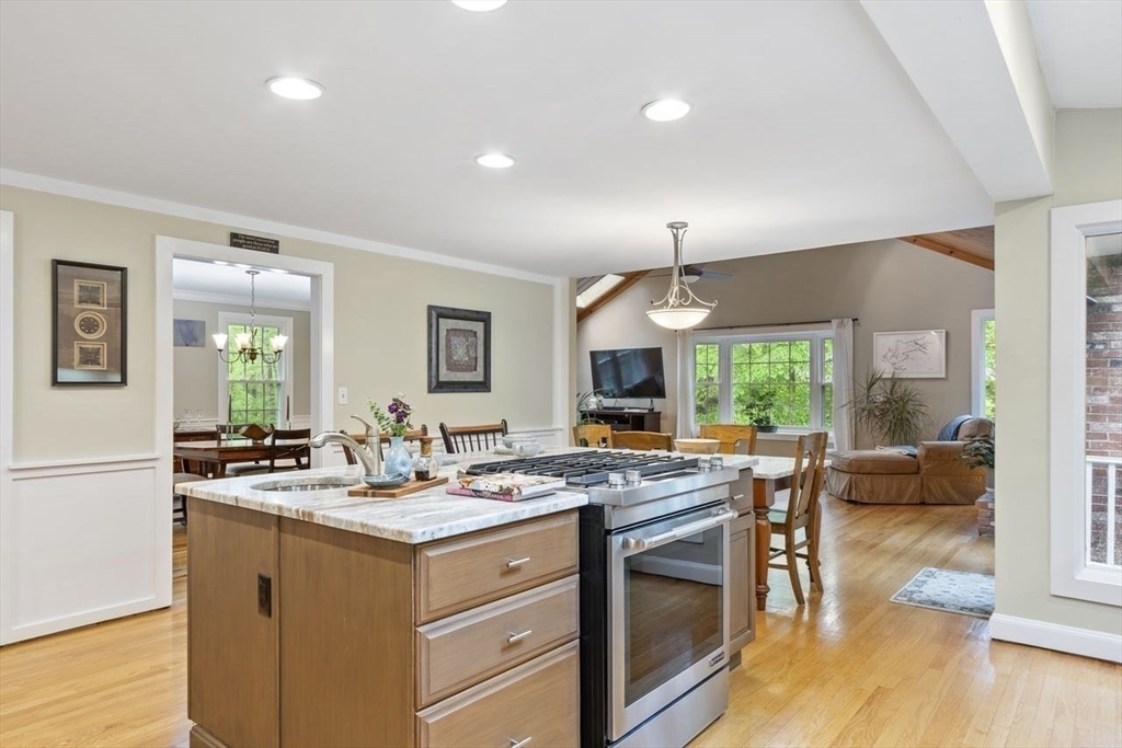 5 Wedgewood Drive