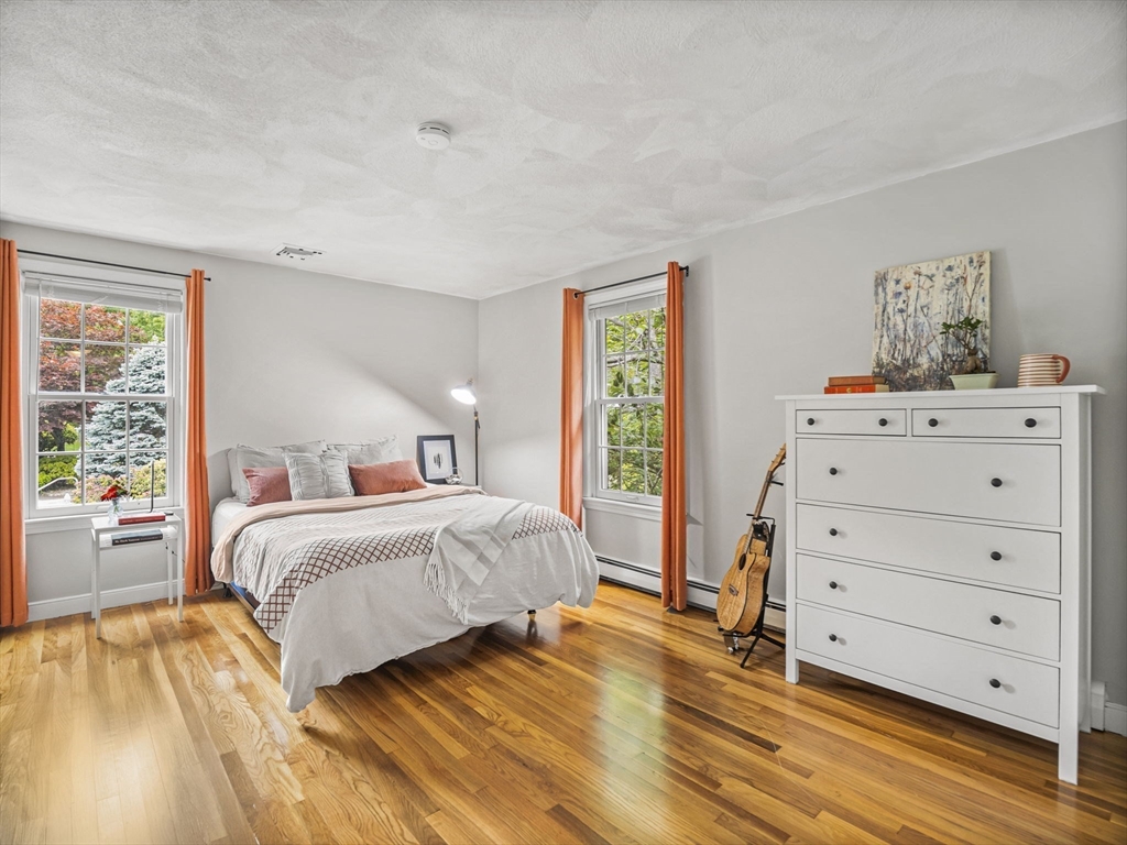 6 Sugarbush Lane