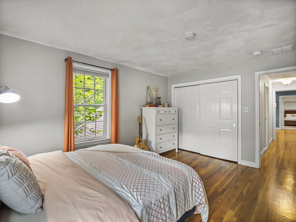 6 Sugarbush Lane