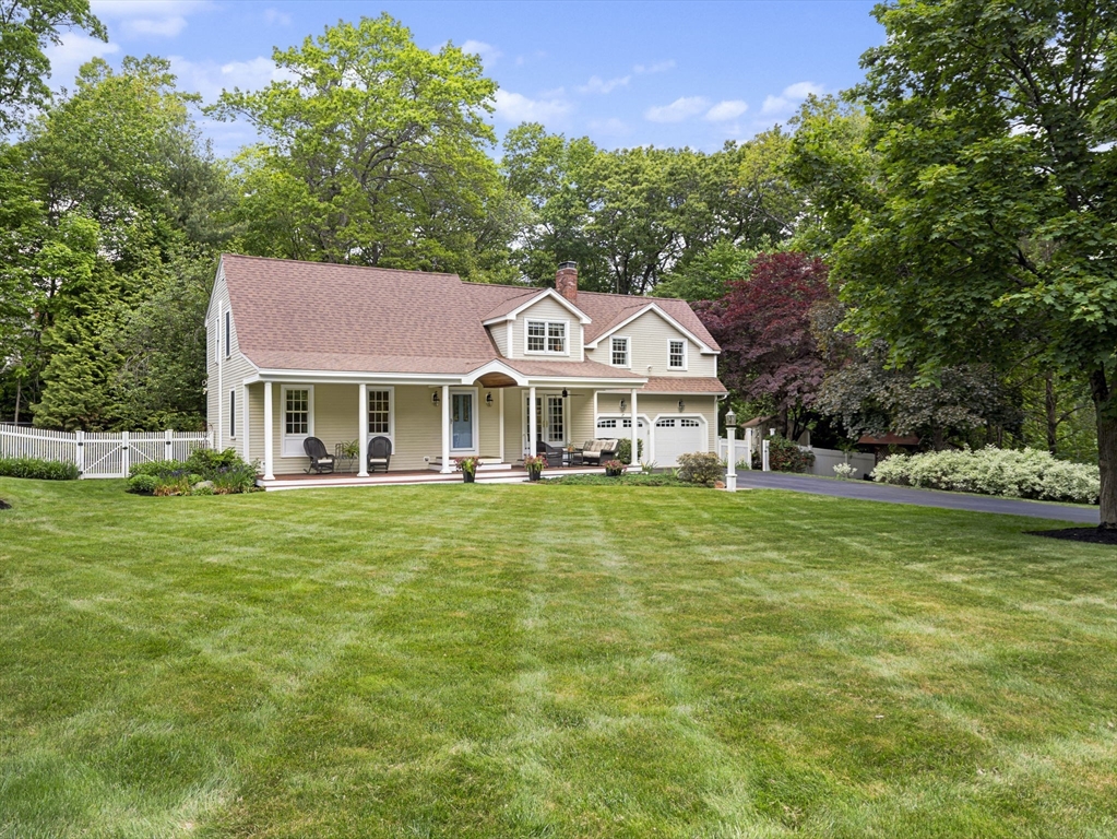 6 Sugarbush Lane