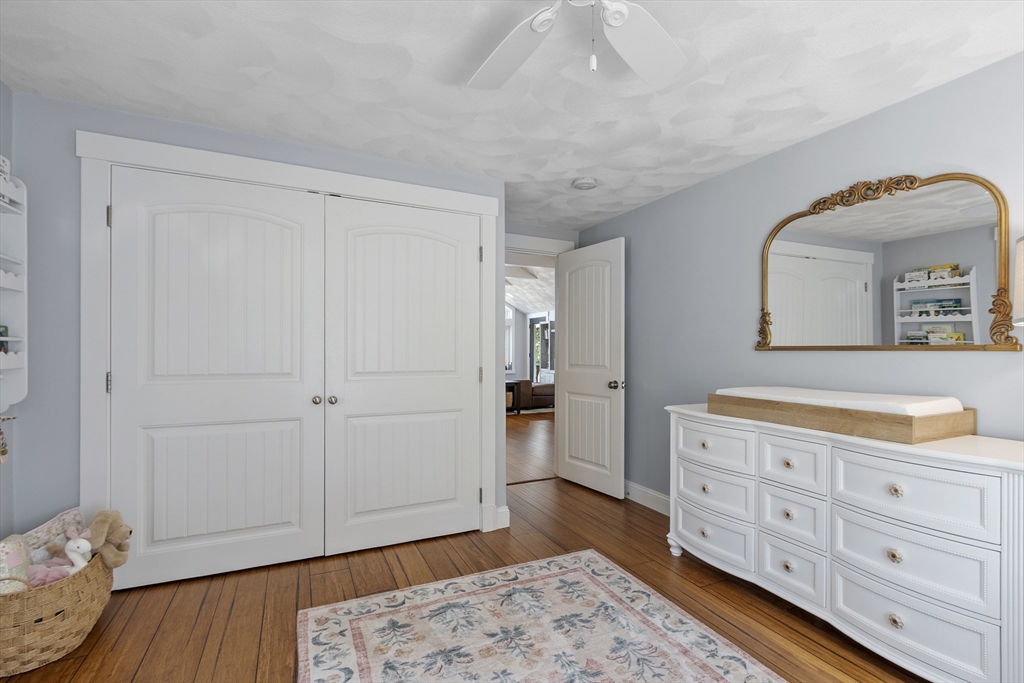 91 Lakeshore Drive