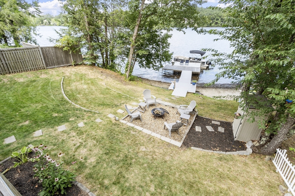 91 Lakeshore Drive