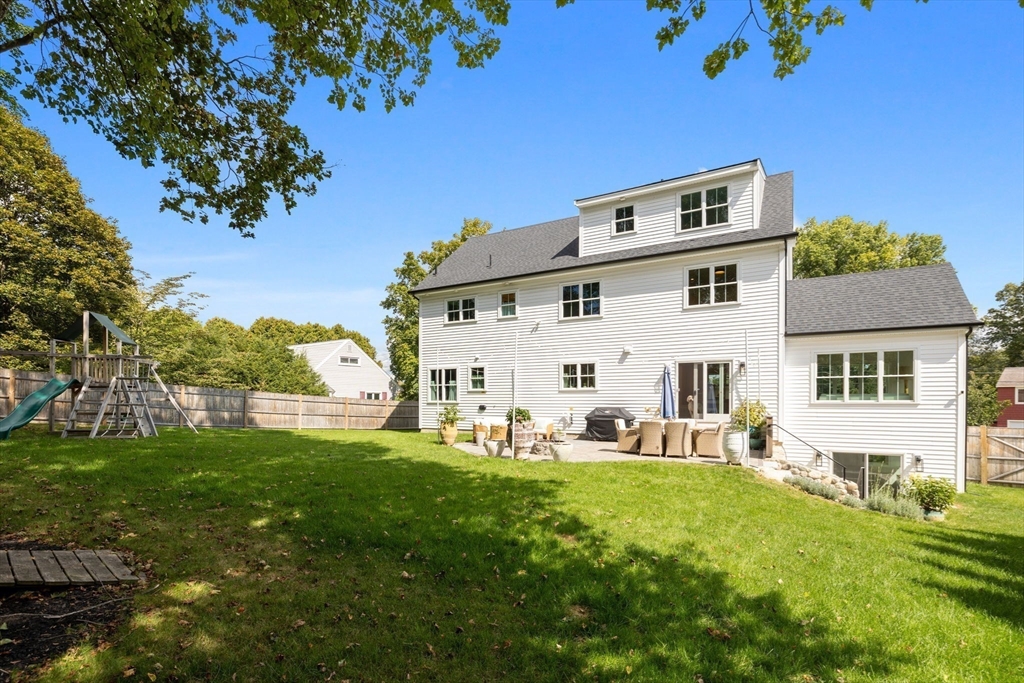 12 Surrey Road