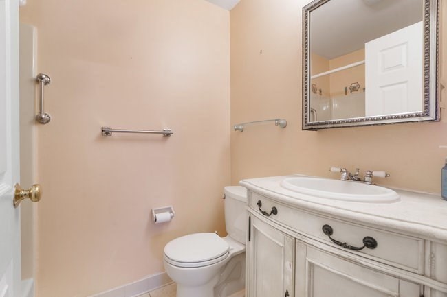 24 South Street # 38