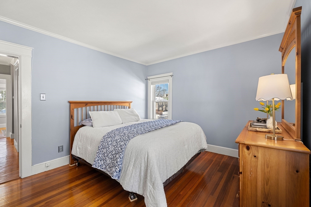 42 Pentucket Ave