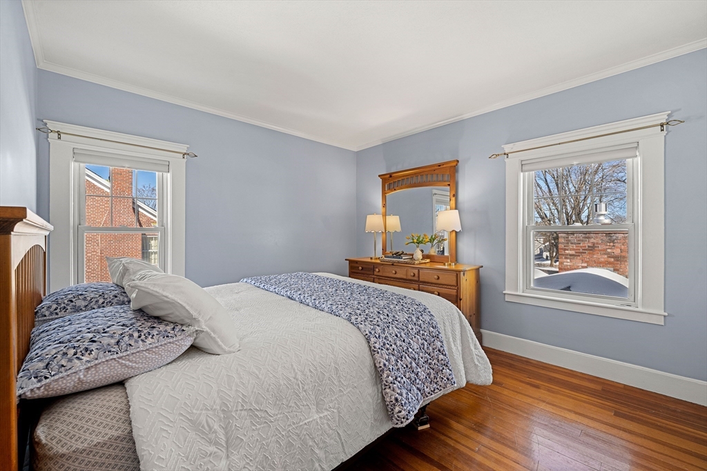 42 Pentucket Ave