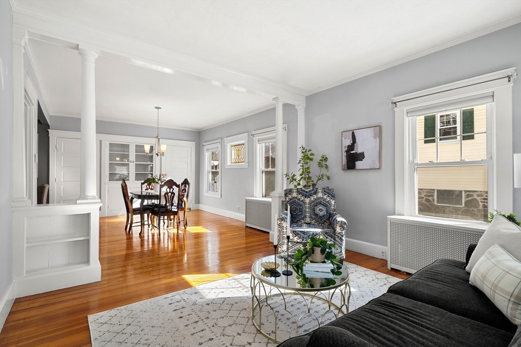 42 Pentucket Ave