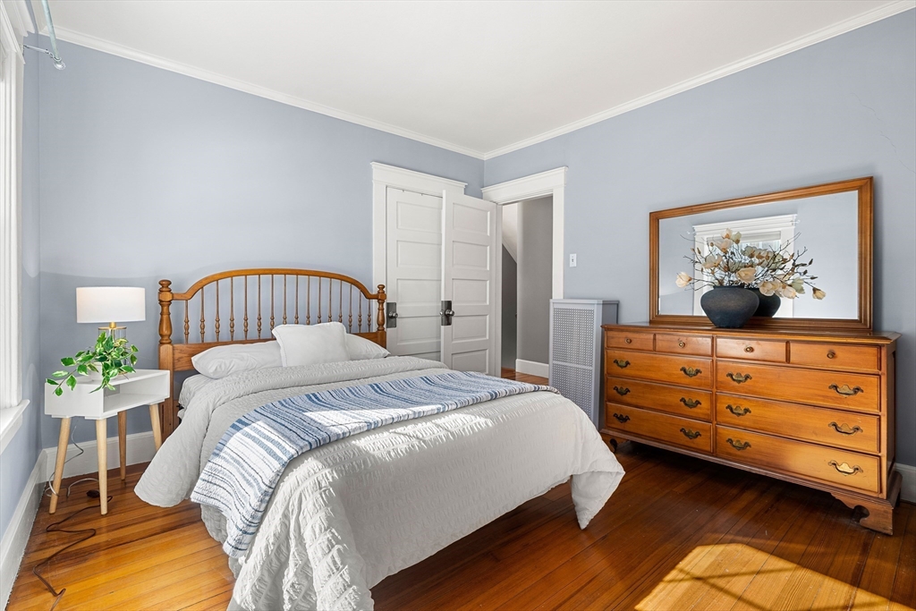 42 Pentucket Ave
