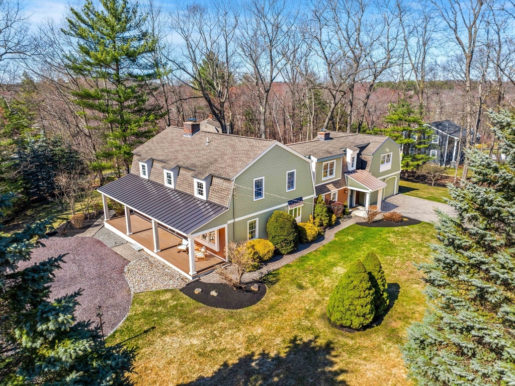 2 Deerberry Lane