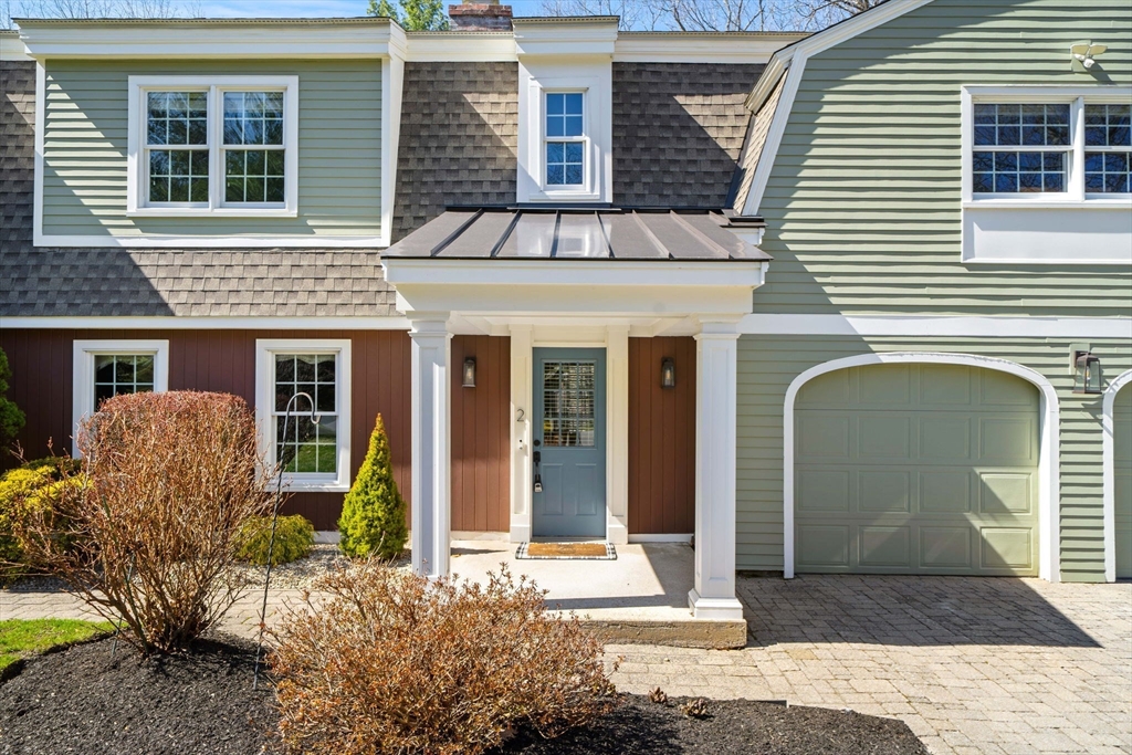 2 Deerberry Lane