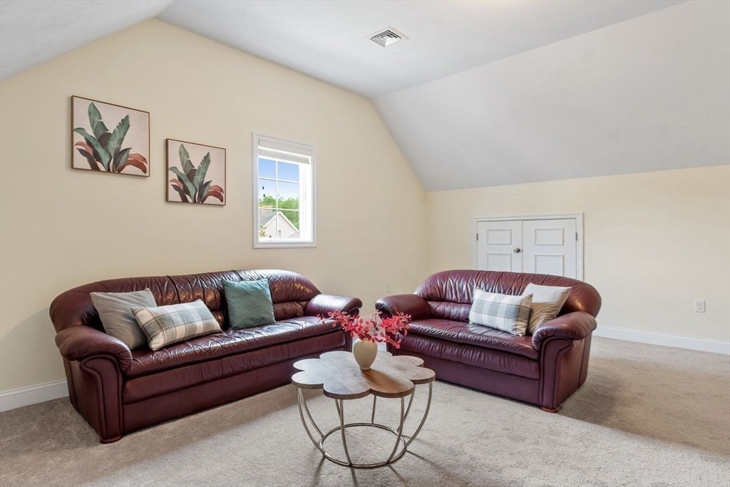 5 Cheshire Lane # 5