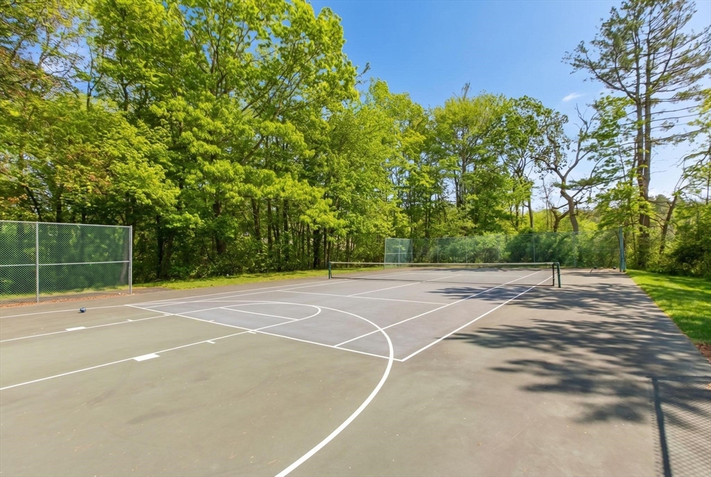 400 Brookside Dr Unit: E