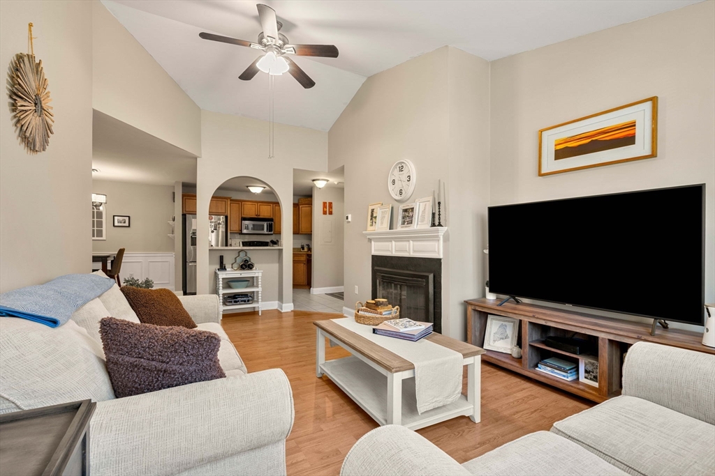 400 Brookside Dr Unit: E