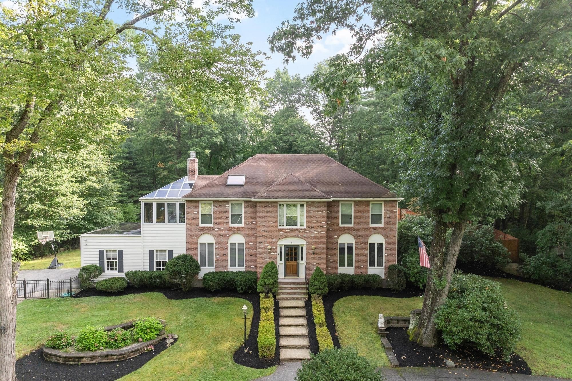 4 Wellington Circle