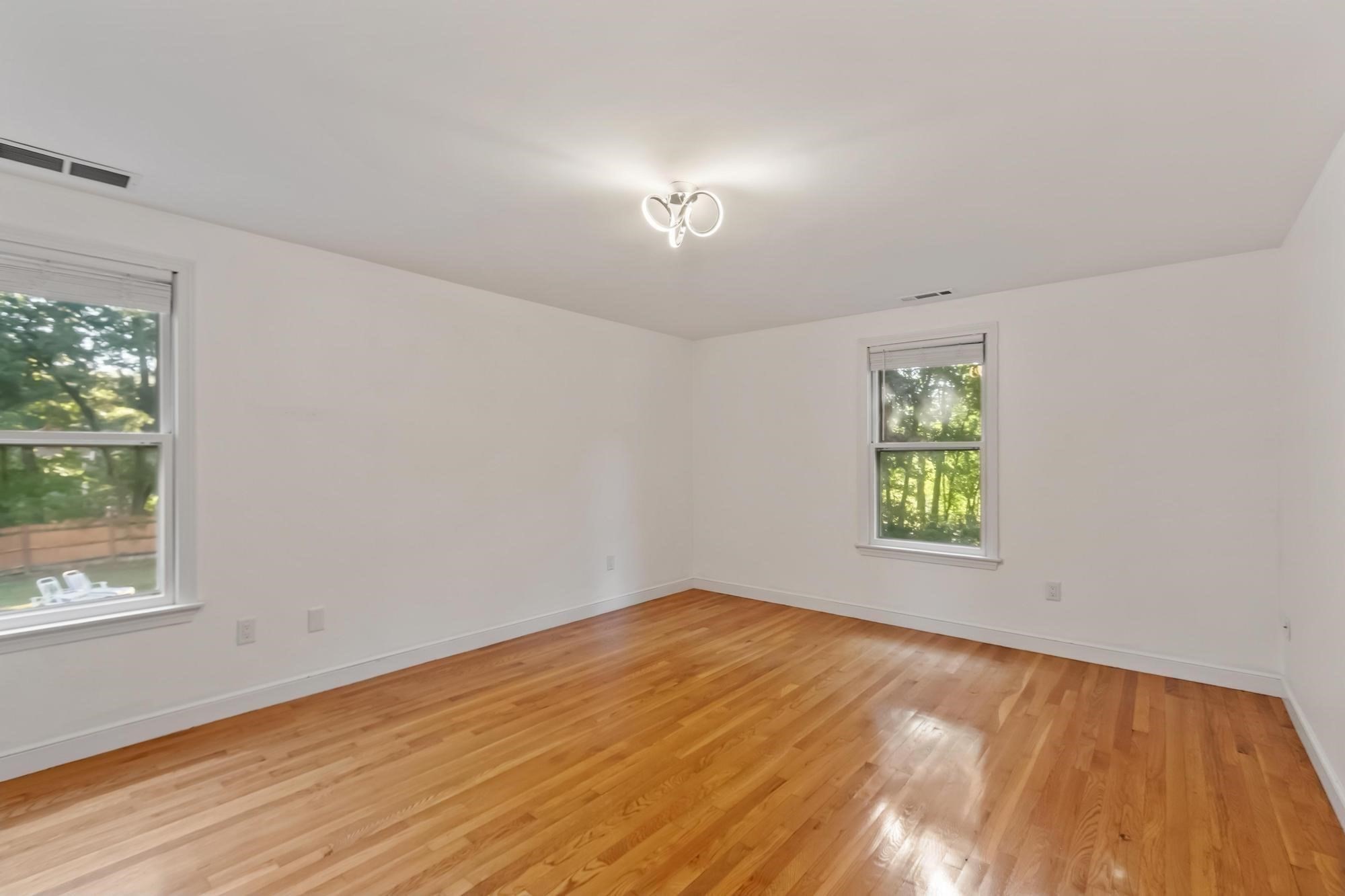 4 Wellington Circle