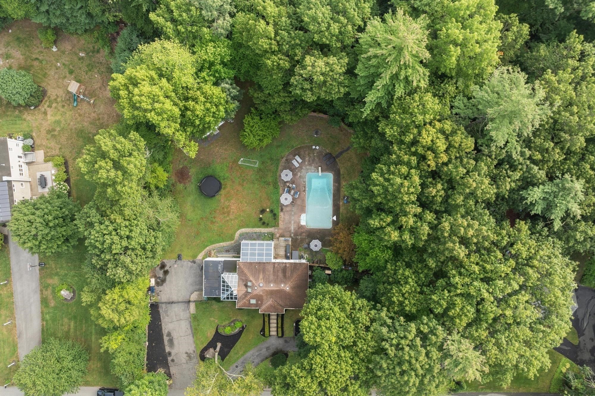 4 Wellington Circle