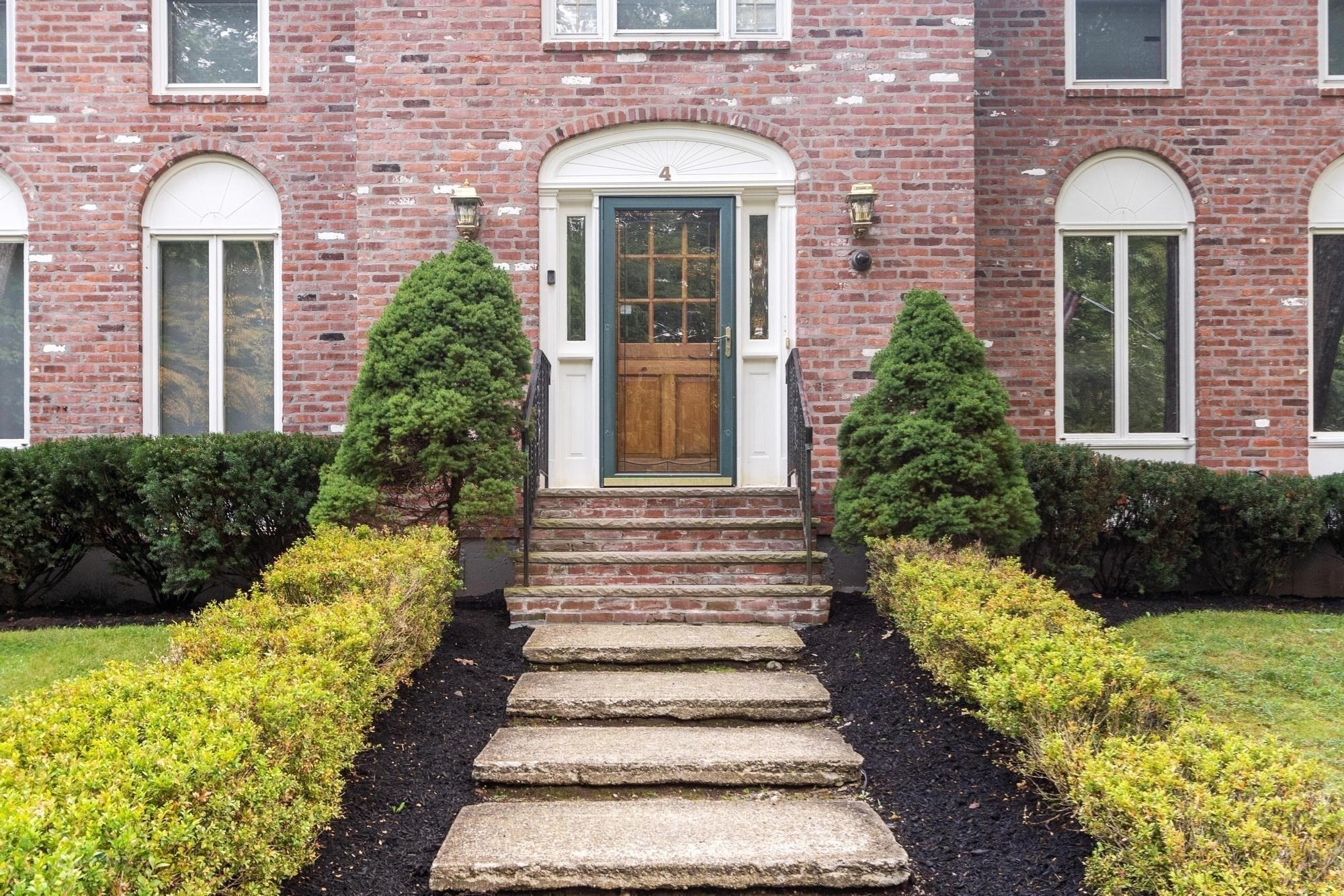 4 Wellington Circle
