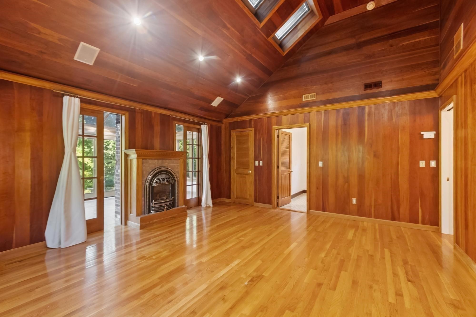 4 Wellington Circle