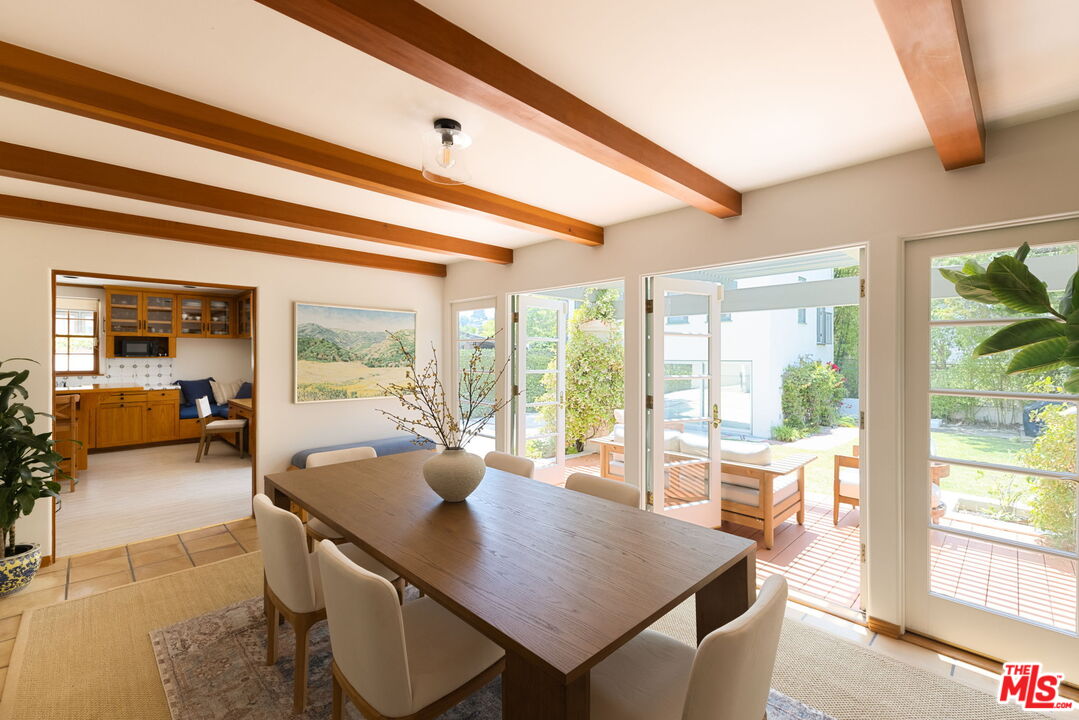 306 AMALFI DR