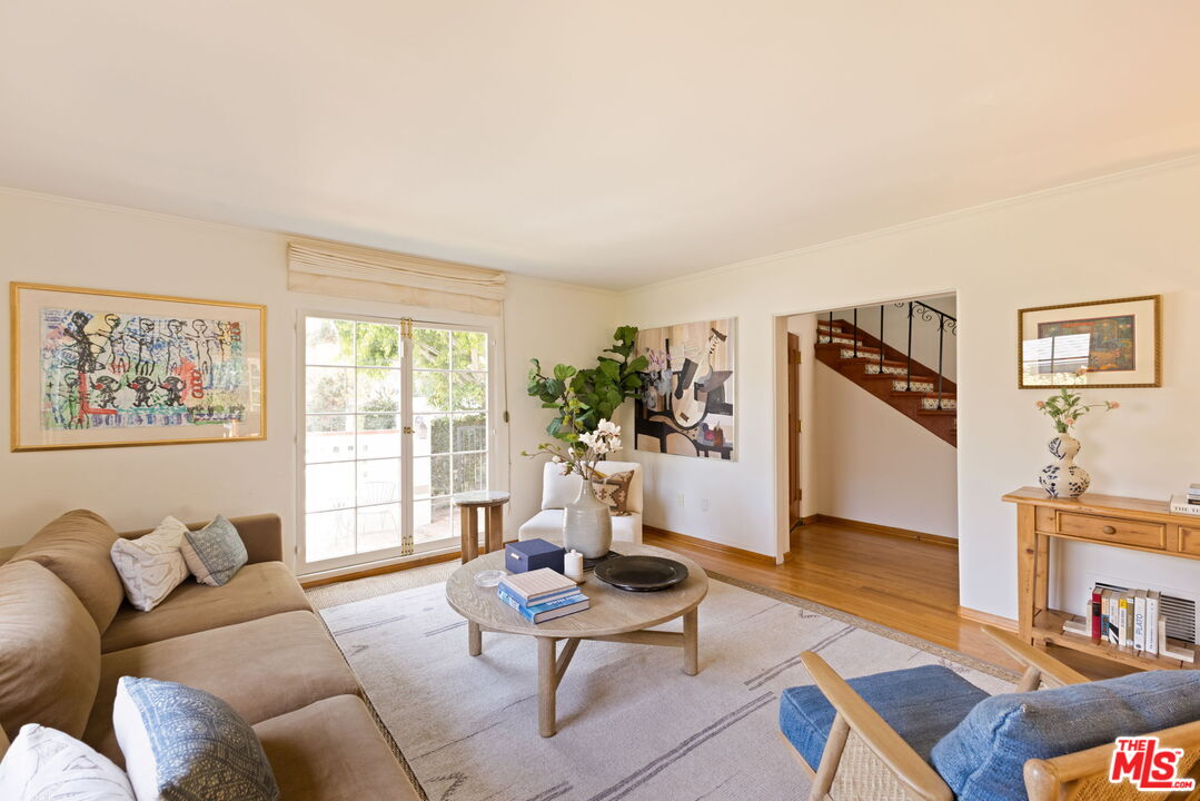 306 AMALFI DR