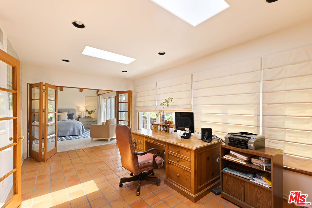 306 AMALFI DR