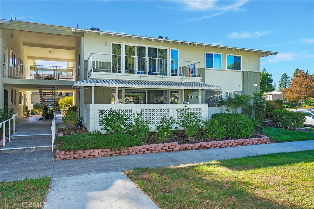 25 Avenida Castilla Unit: B