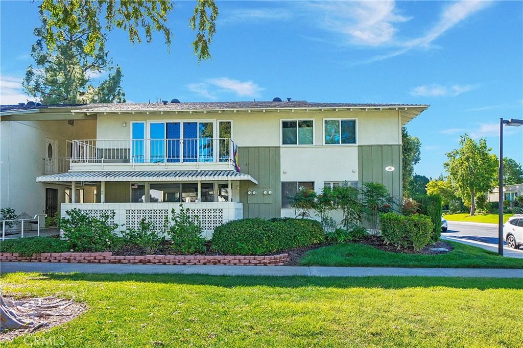 25 Avenida Castilla Unit: B