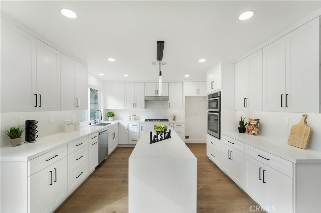 7 Hemingway Court