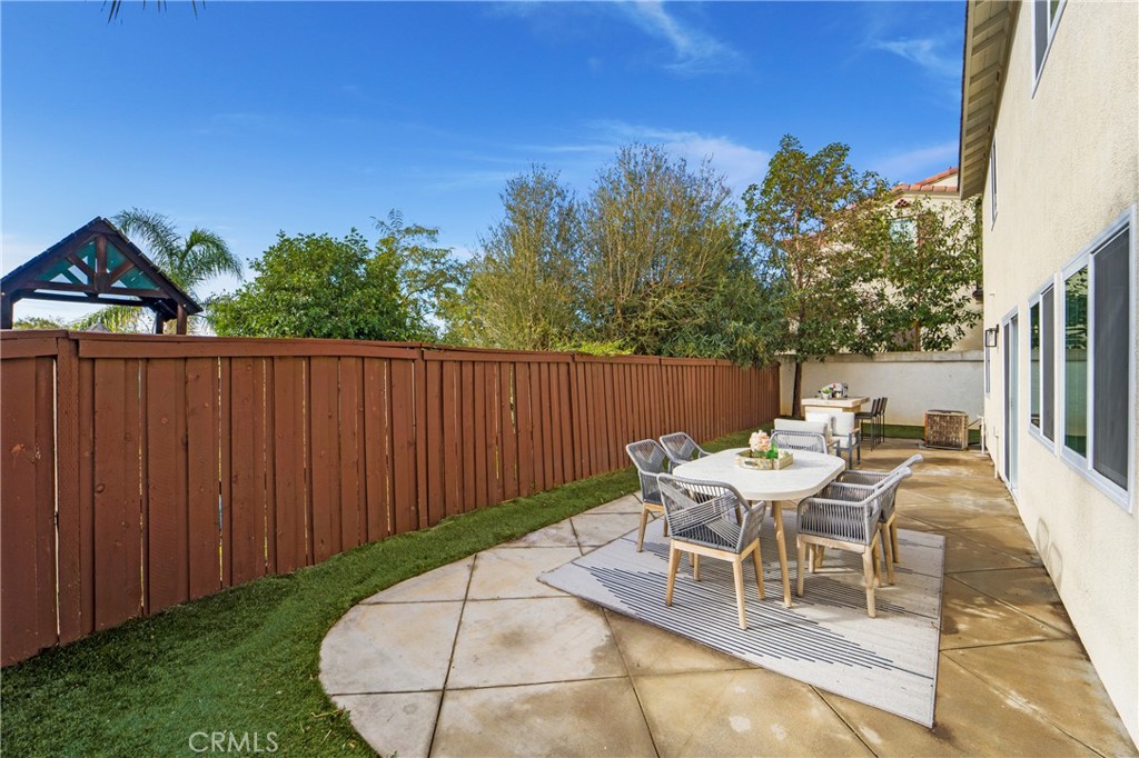 7 Hemingway Court