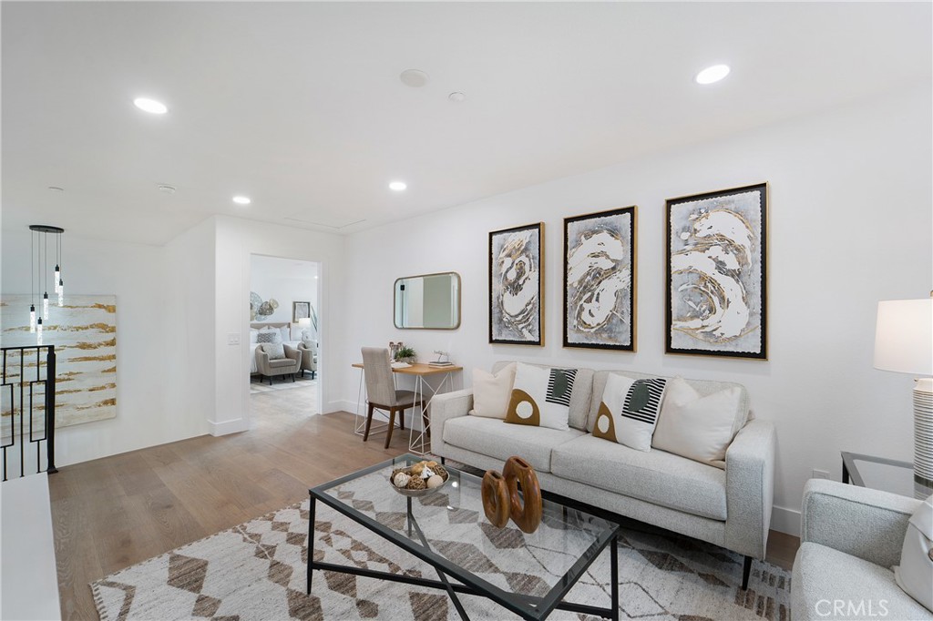 7 Hemingway Court