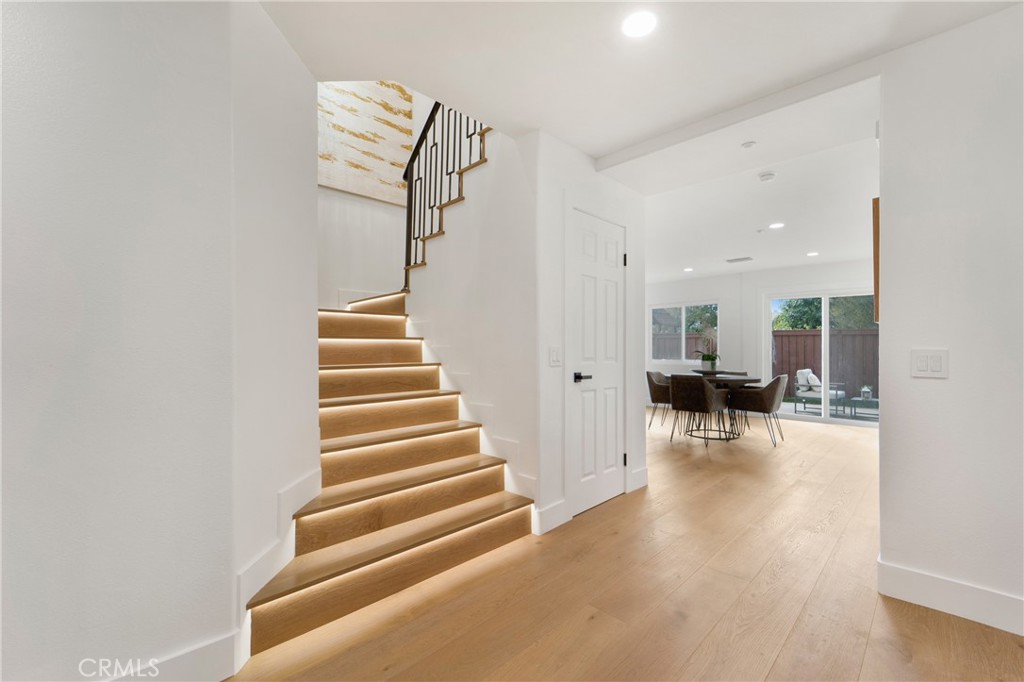 7 Hemingway Court