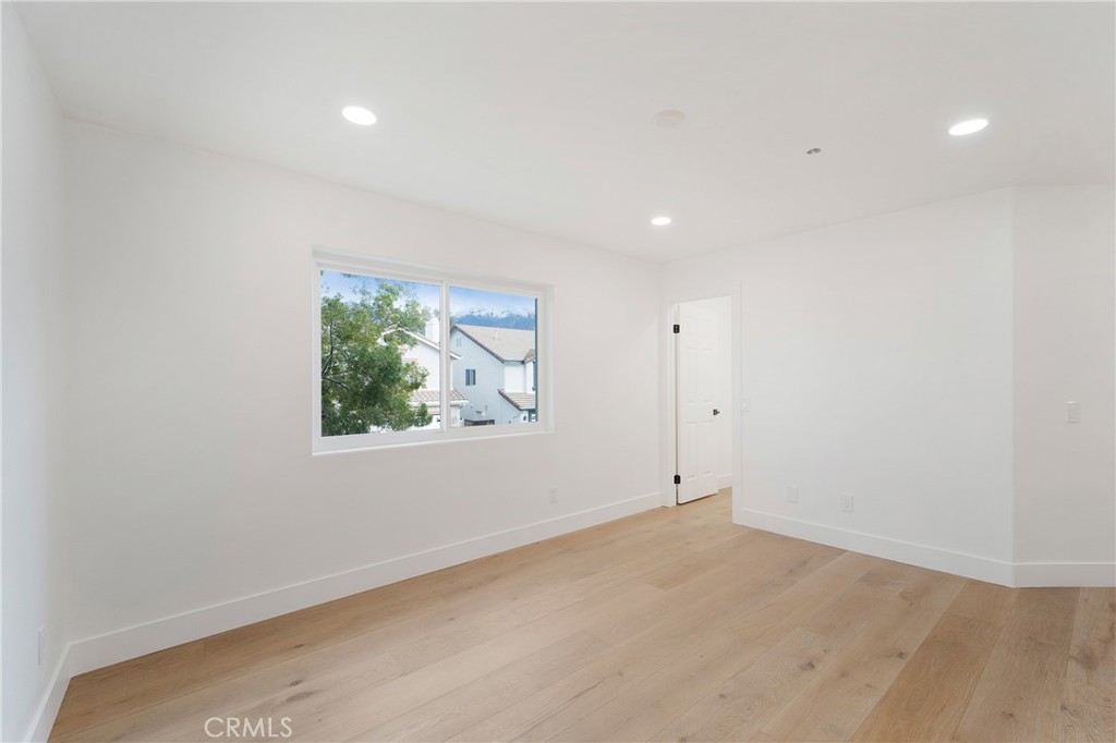 7 Hemingway Court