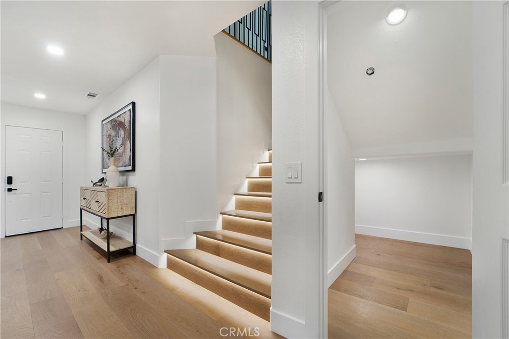 7 Hemingway Court