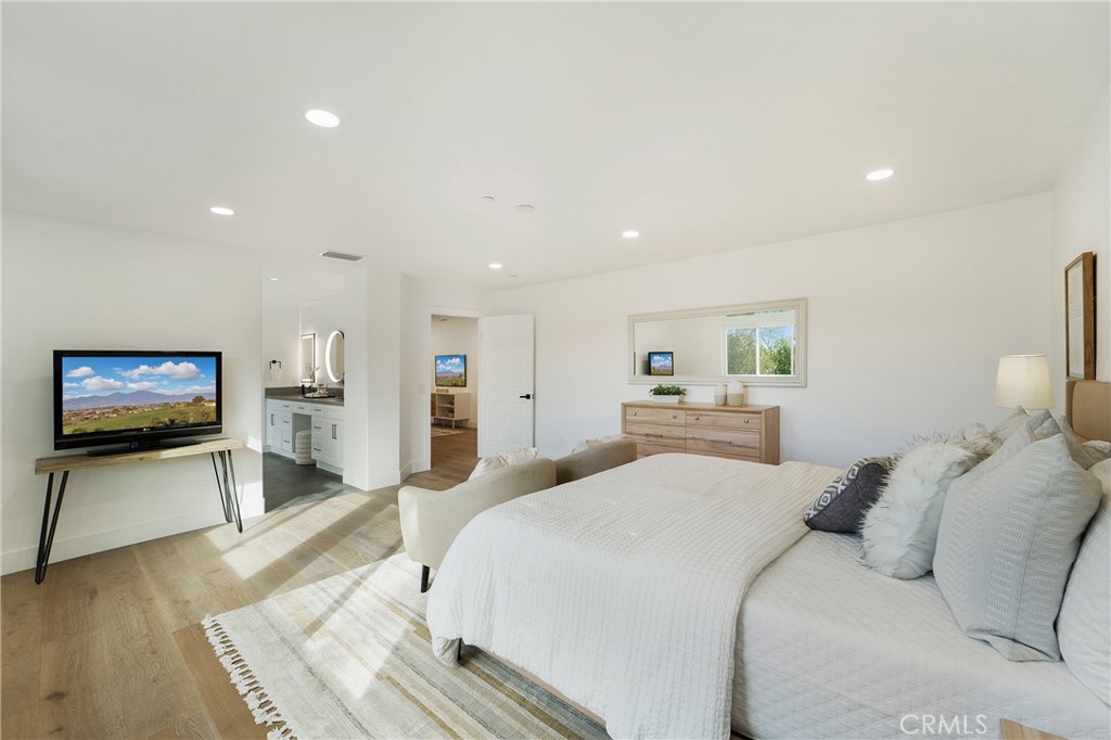 7 Hemingway Court