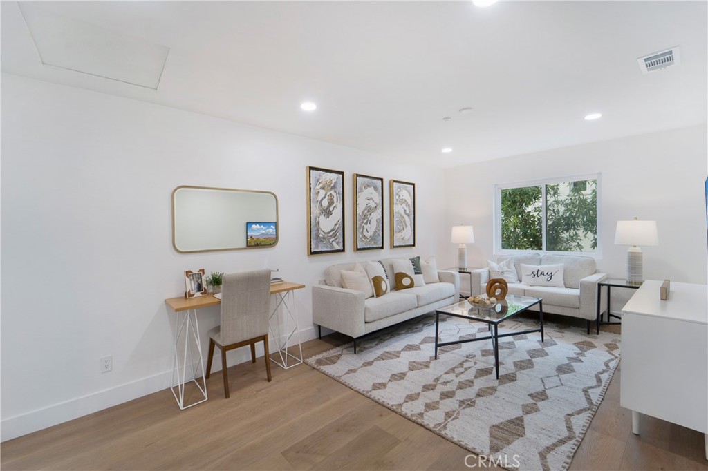 7 Hemingway Court