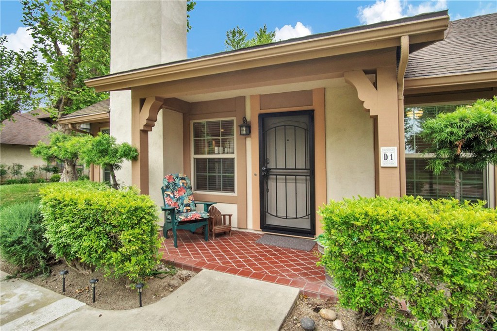 444 S Tustin Street 1