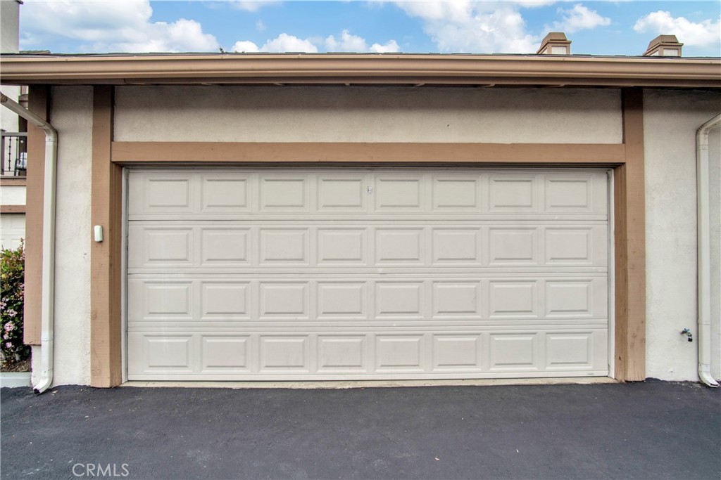 444 S Tustin Street 1