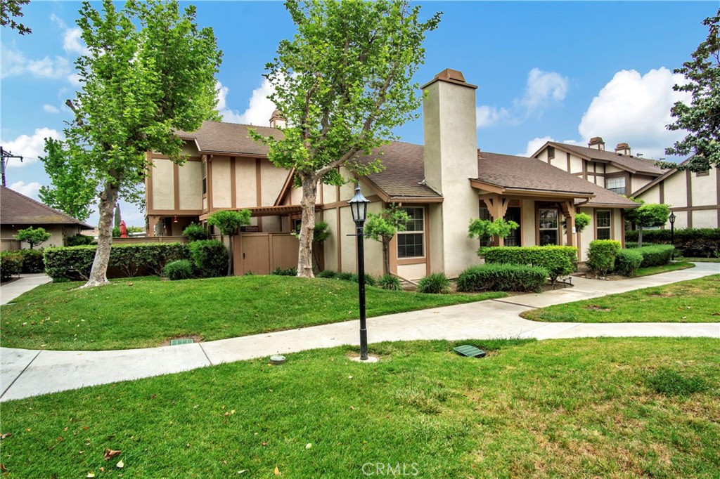 444 S Tustin Street 1