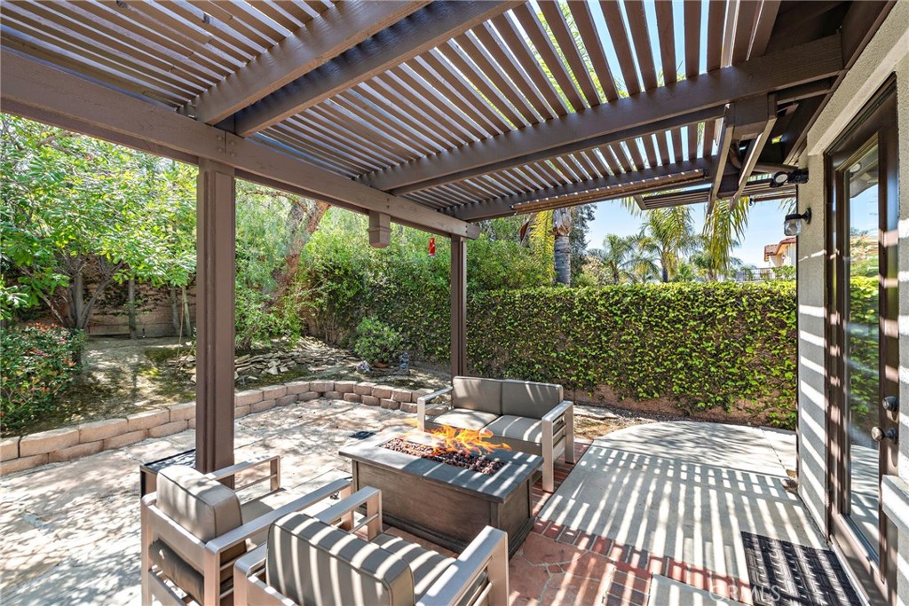18661 Topanga Canyon Road