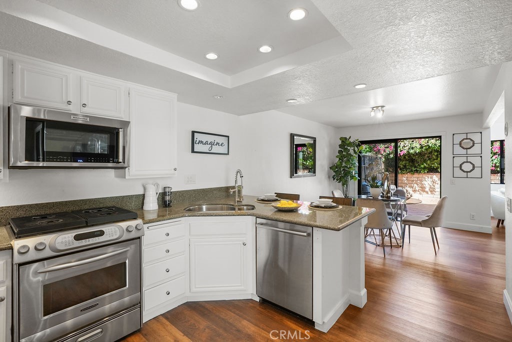 24511 Sutton Lane