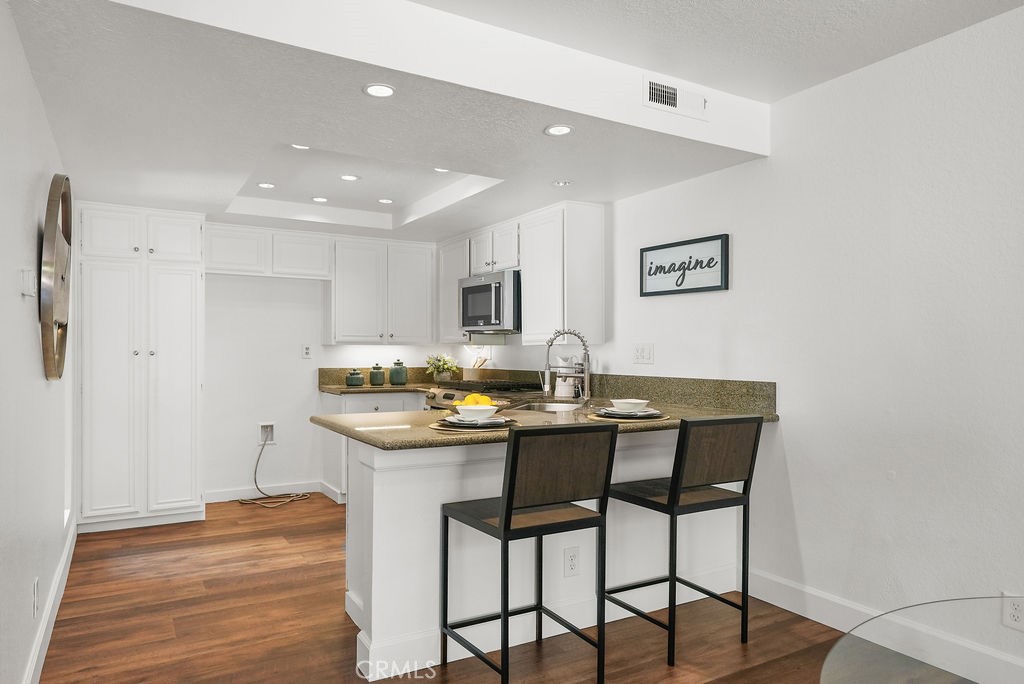 24511 Sutton Lane