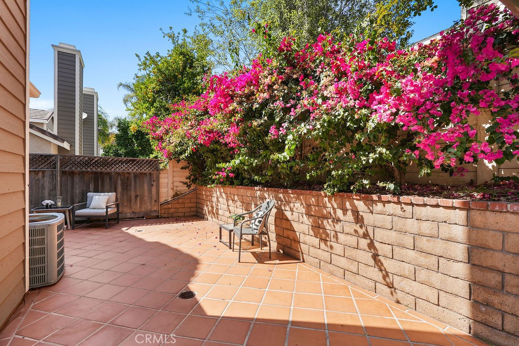 24511 Sutton Lane