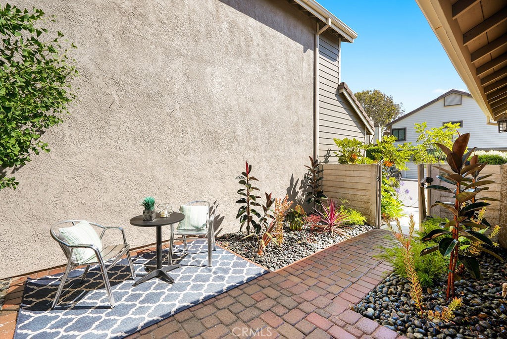 24511 Sutton Lane