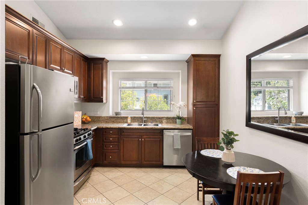 23412 Pacific Park 7C